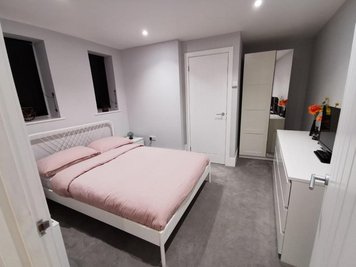 4 Sleeps And Travel Cot- Close To Beach And Restaurants Bournemouth Exteriér fotografie